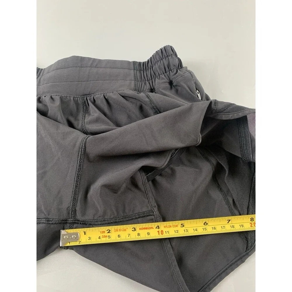 Lululemon Hotty Hot Low-Rise Lined Short 4” inseam Size 2